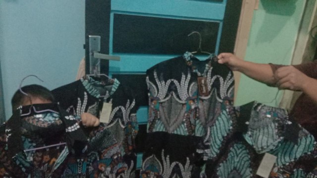 Batik Couple Modern - Atasan Batik - Batik Couple Wanita - Seragam Batik Motif Madu Best Seller