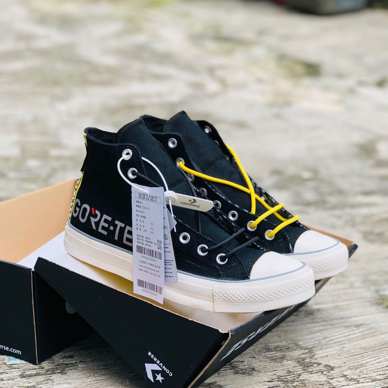 converse kaws original