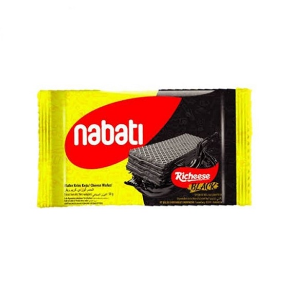 NABATI RICHEESE WAFER KRIM KEJU BLACK 132 g