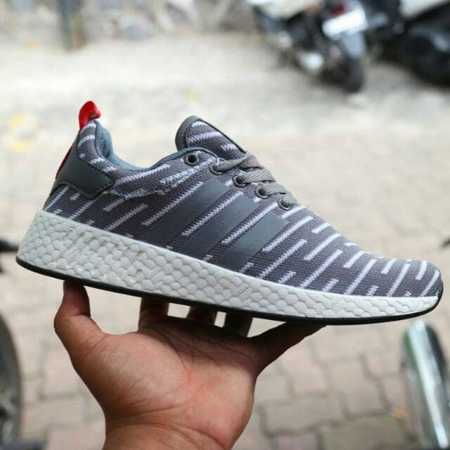 Sepatu Basket KuliahAdidas NMD R2 Grade Original Sepatu Lari Running Olahraga Abu