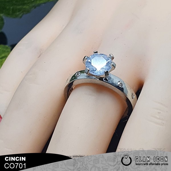 Cincin Couple Mata Soliter Crown  C0701 CCS