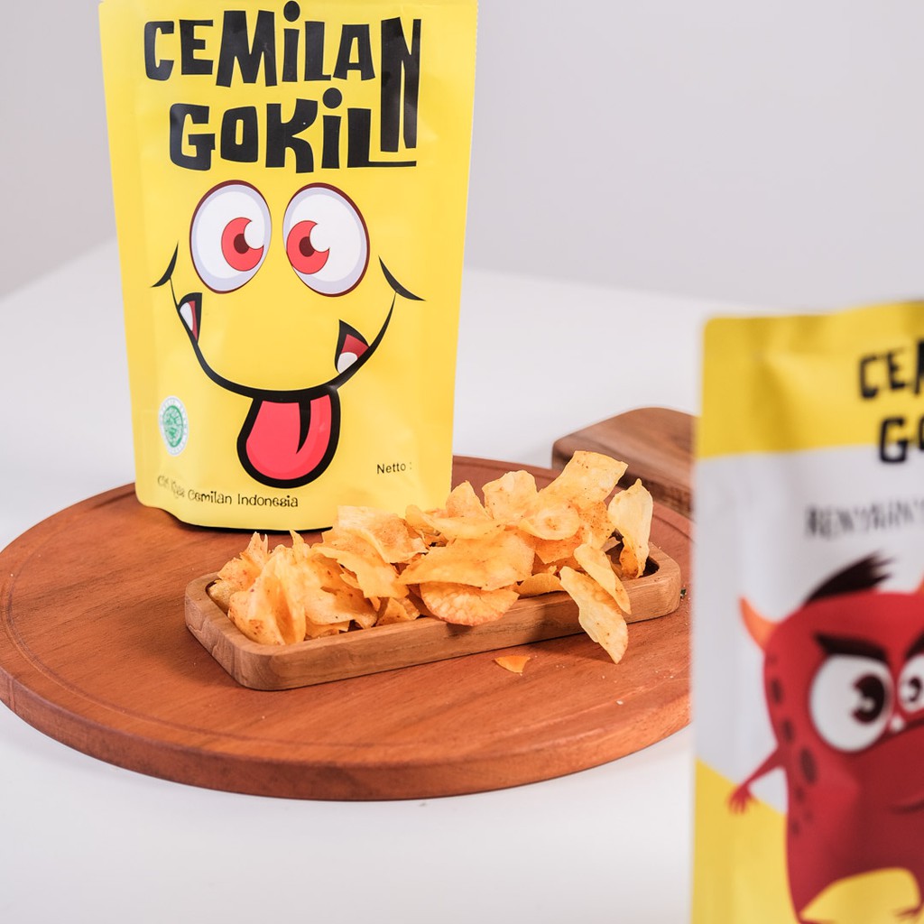 

Cemilan gokil keripik singkong pedas keripik khas indonesia