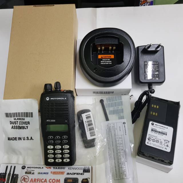 HT MOTOROLA ATS2500 TRUNKING 800MHZ FULL SET BARU