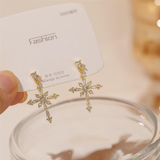 Sterling silver jarum zirkon berbentuk rak anting-anting gaya elegan anting-anting in pribadi fashio