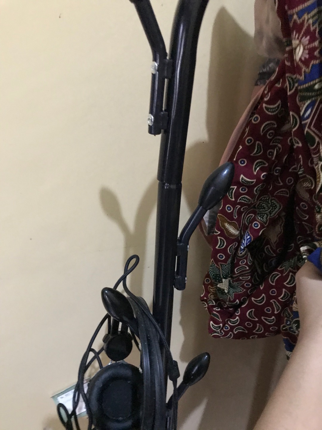 Gantungan Gawang, Standing Hanger Gawang, Big Stand