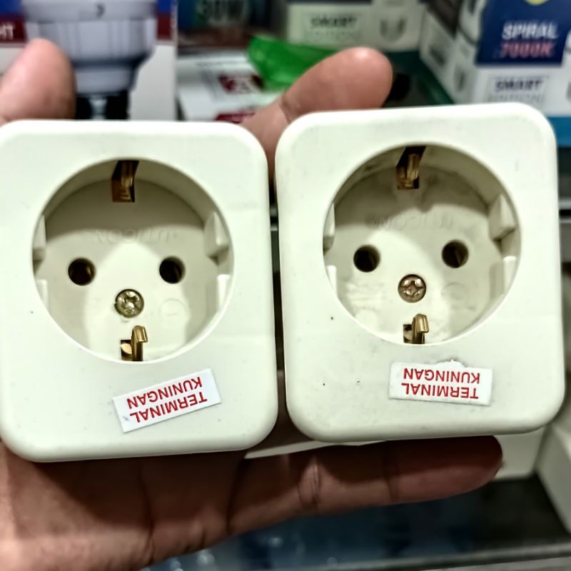 Rakitan stop kontak Utikon Dengan kabel transparan Stop kontak Asli kuningan