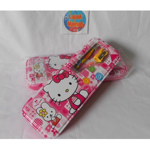 

Tempat Pensil Kaleng Motif Hello Kitty - Berisi Pensil, Penghapus, Rautan