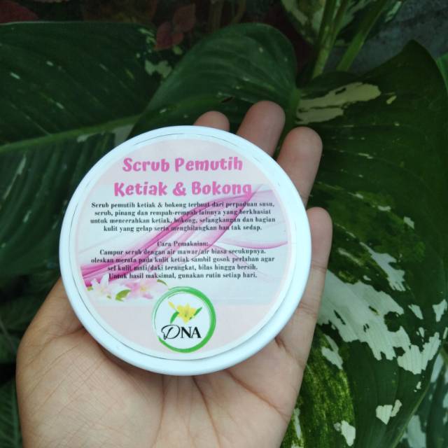 Scrub Pemutih Ketiak & Bokong