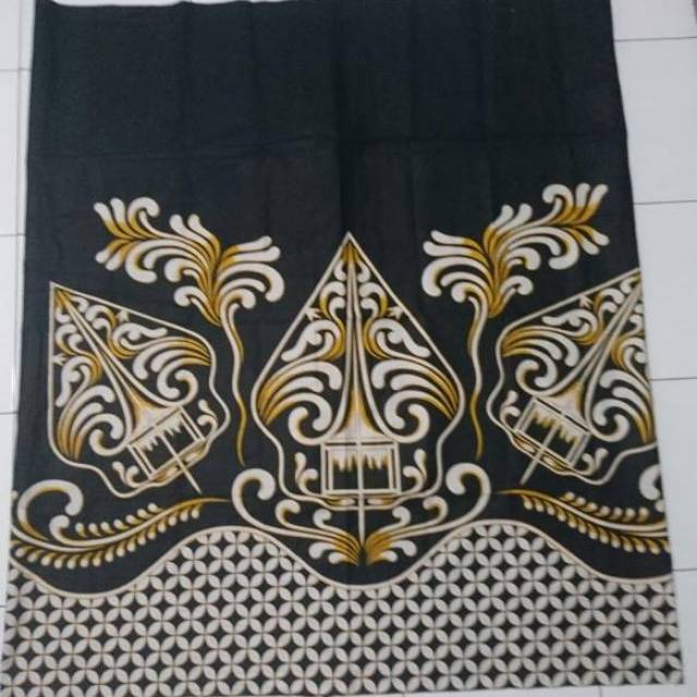 Sarung gunungan /wayang