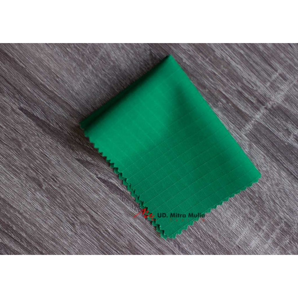 Kain Ribstop Drill Istex, Bahan Seragam, Kode 531 Warna Hijau