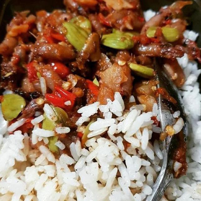 

Dijual Sambal Baby Cumi (Pete/200 Gram) - Super Pedas Terlaris