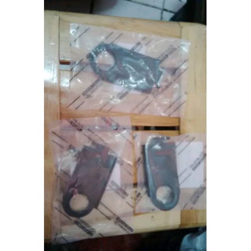bracket radiator avanza xenia tahun lama ori 1buah 2011 ke bawah