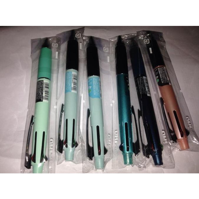 

READY STOCK Uni Jetstream 4&1 - 4 colors + 0.5 mm Pencil . TERMURAAHHH