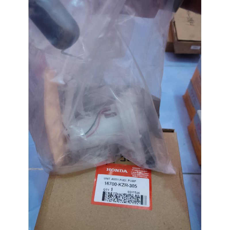 fuel pump assy/vario125OLD(KZR)Original AHM 16700KZR305