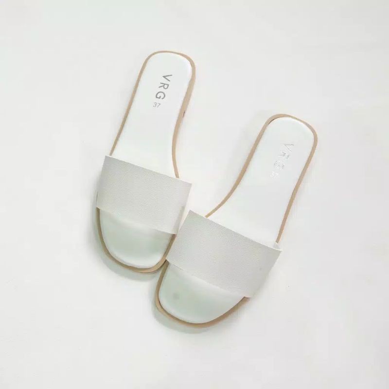 sandal teplek polos kokop cewek cantik
