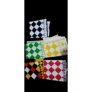 Jarik Bali.Jarik empat warna, jarik tiga warna,sarung celeng, jarik celeng