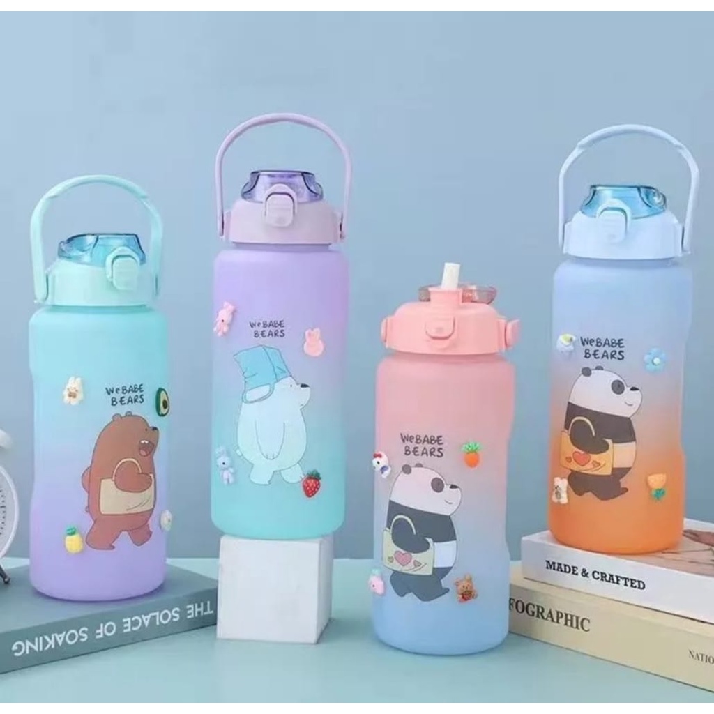 Botol Minuman We Babe Bears Free Sticker 2D &amp; 3D Food Grade Bebas BPA Ukuran 2 Liter &amp; 800ML-Botol Minum Viral Motivasi Dengan Penanda Waktu-Botol Couple Pasangan Gradasi Anti Bocor Awet Tahan Lama