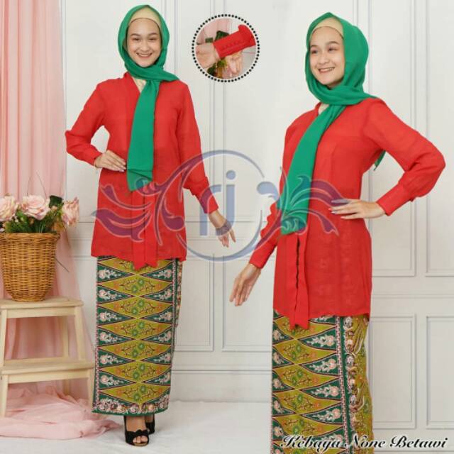 SETELAN KEBAYA ABANG NONE