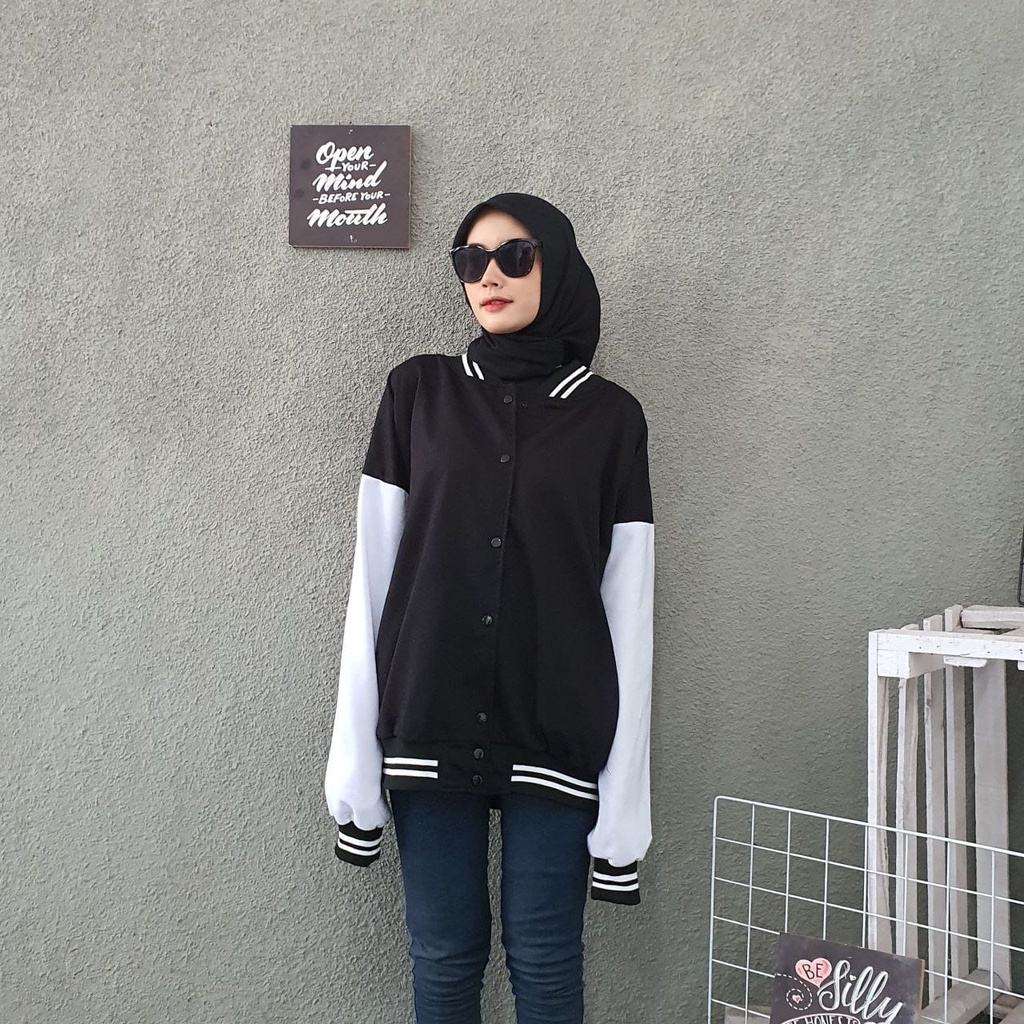 Jaket Varsity  Baseball Classic Oversize Polos Pria Wanita