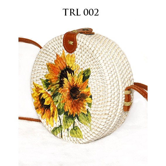 

The Ziel Tas Rotan Bali Bulat Diameter 20cm Lukis Decoupage Motif Bunga Matahari TRL002