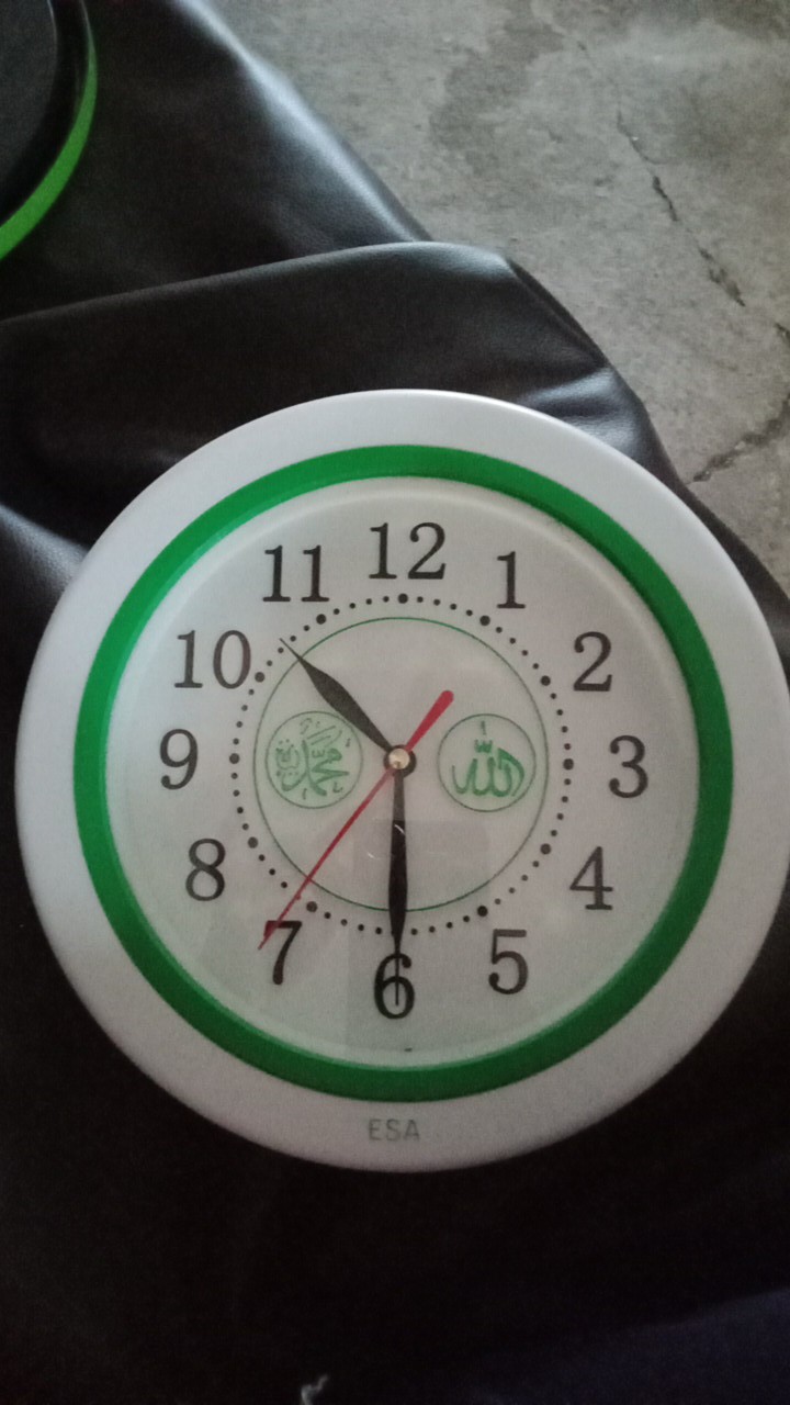 Jam Dinding Esa 714 Detak Kaligrafi Detak Movement Diameter 22cm Best Seller