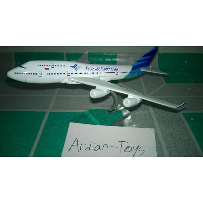 Miniatur Pesawat Garuda Indonesia B747-400 - Termurah 