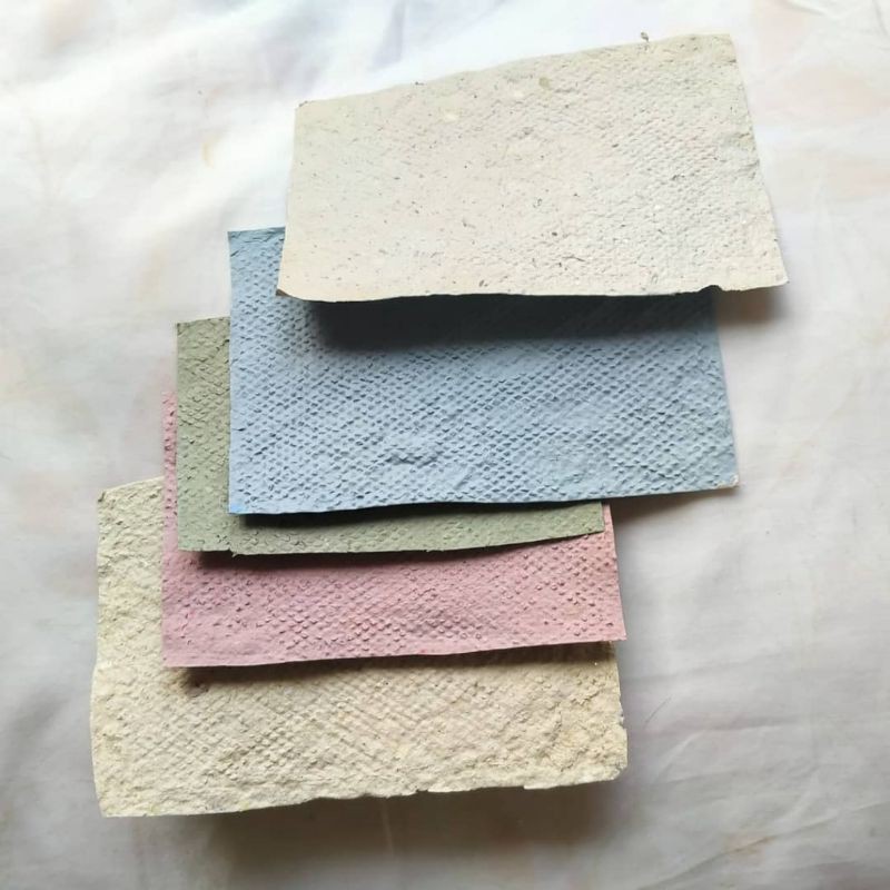 

Random handmade paper(a6-a7) clean cut(5pcs)