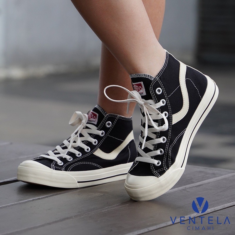 Ventela Public High Black Natural