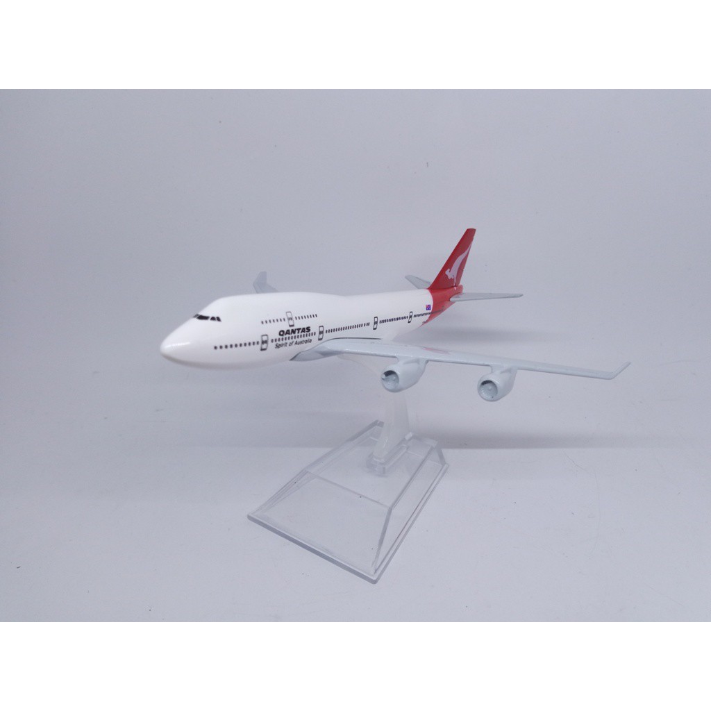 Diecast Miniatur Pesawat Terbang QANTAS