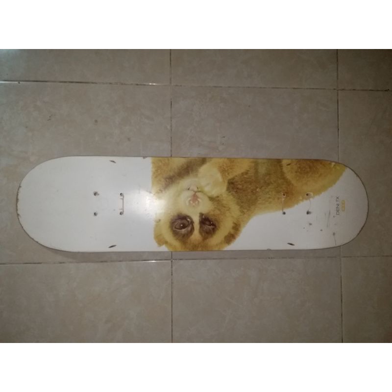 Skateboard Deck CDD 8.25 second bekas