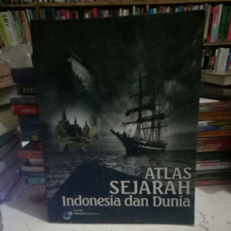 ATLAS SEJARAH INDONESIA DAN DUNIA