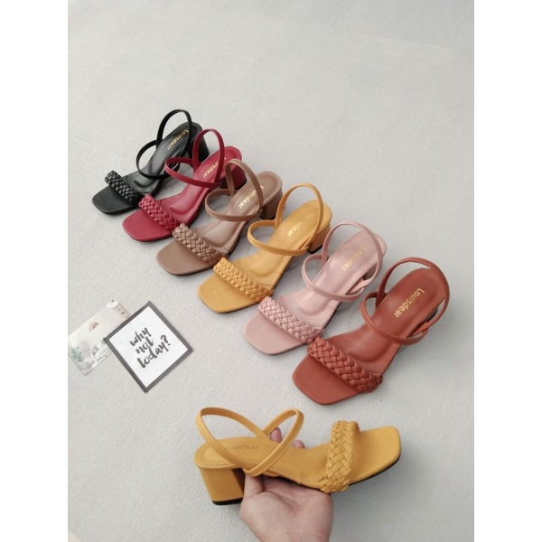 sendal high heels kepang tali belakang