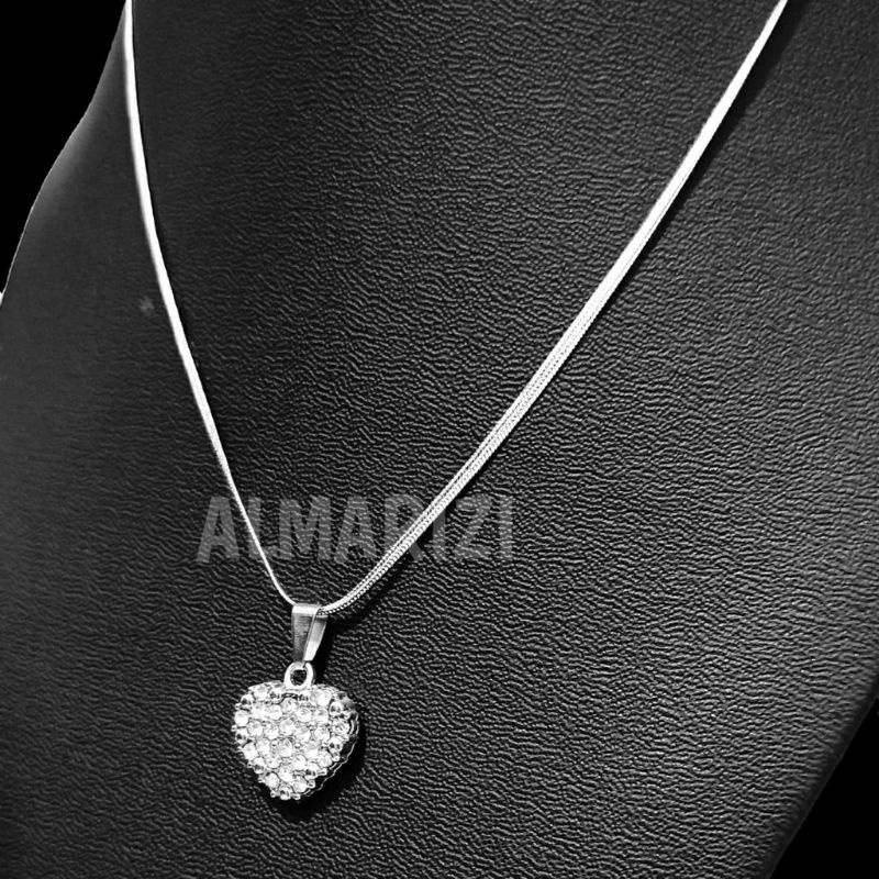 Kalung Liontin Wanita / Kalung Liontin Titanium Anti Karat / Kalung Liontin Terbaru Anti Karat Dan Tidak Luntur / LIONTIN LOVE SILVER