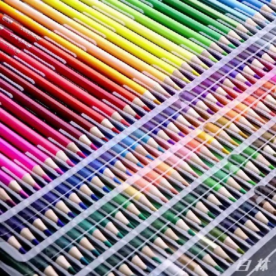 

Buruan Brutfuner 120 Oily Color Pencil - Pensil Warna Minyak Oil Based Terbatas