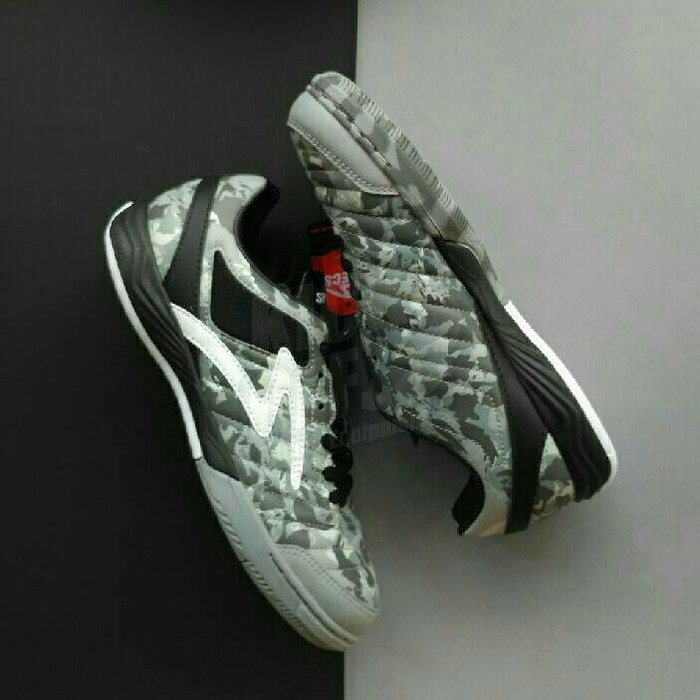 PROMO/DISKON    Specs Metasala Showtime -Cool Grey/Camo/Black/White    PRGSPORT
