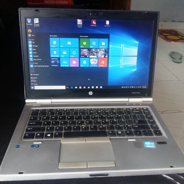 HP Elitebook 8470p - Core i5-3320 2.6 Ghz - Istimewa Kokoh Bandel Mulus Normal Jaya