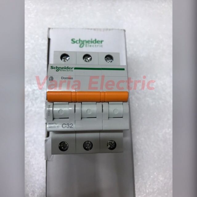 MCB 3 phase 32A (schneider)