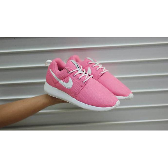 READY Nike Roshe Run High Quality size 36 - 43 sepatu wanita dan pria sports