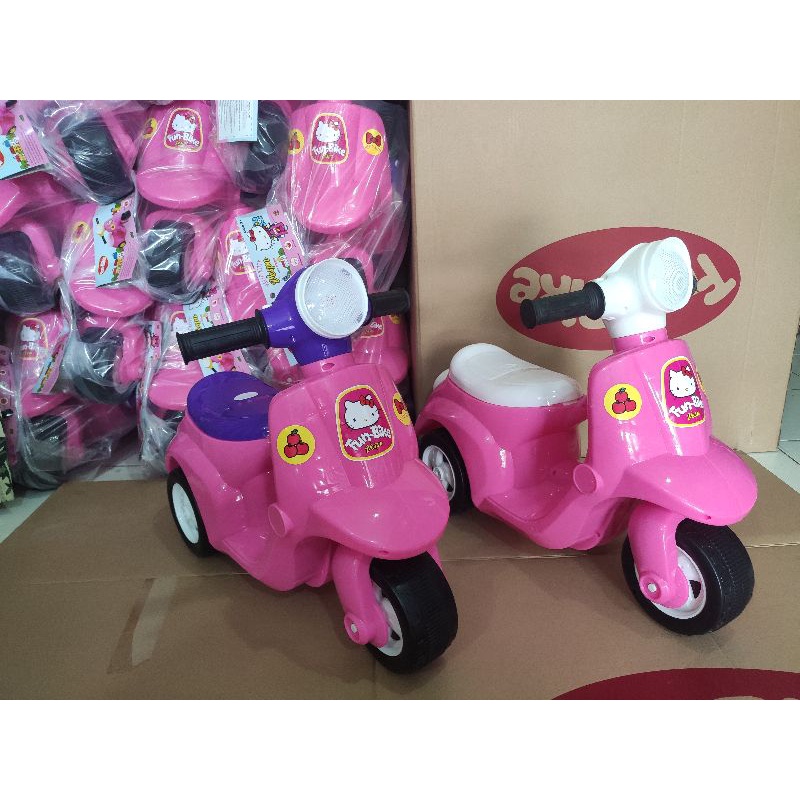 Vespa hello kitty fun bike