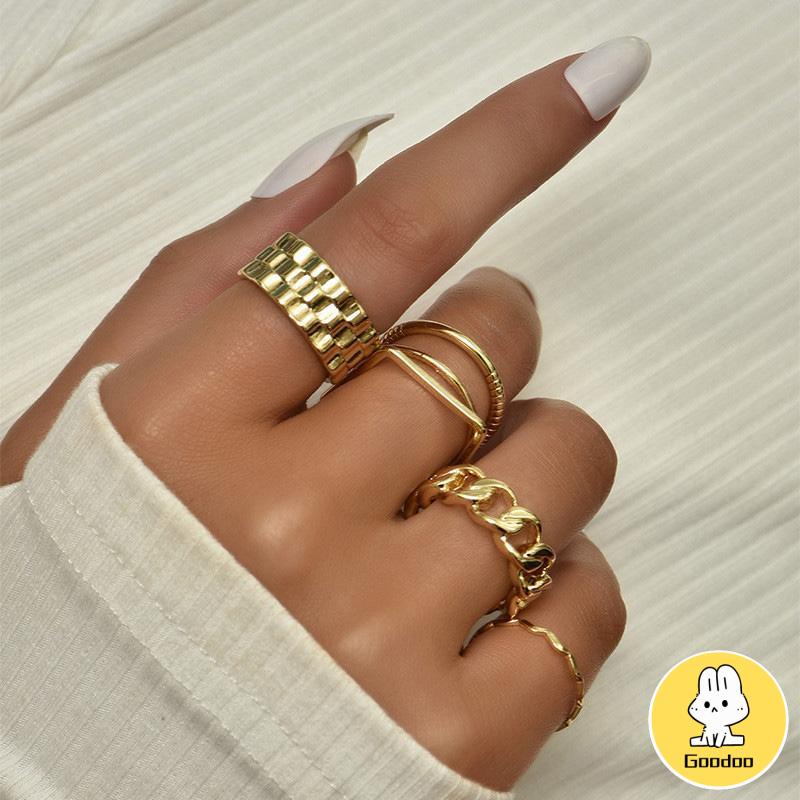 4pcs / Set Cincin Jari Telunjuk Bentuk Geometris Gaya Retro Untuk Wanita -Doo