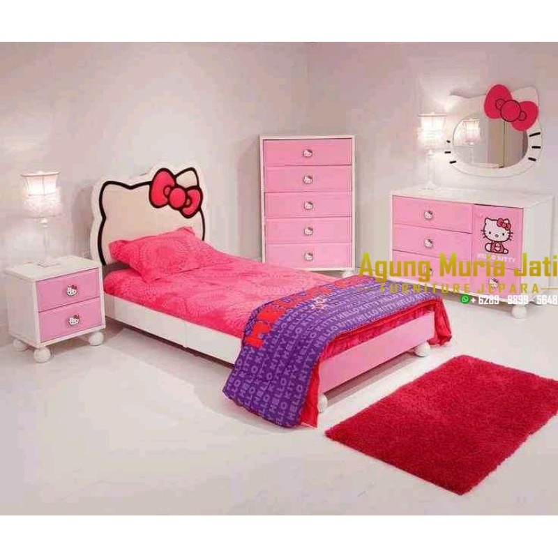 Set Kamar Furniture Karakter