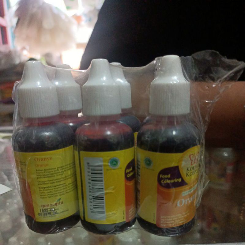 

Pewarna makanan KOEPOE-KOEPOE