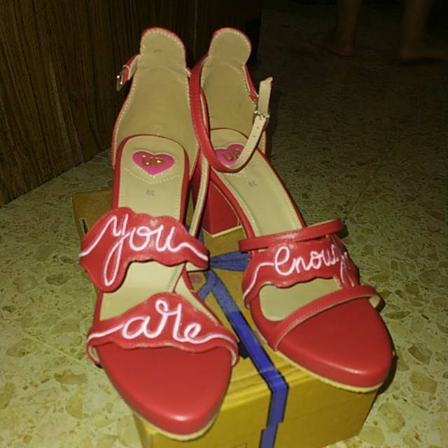 High Heels I wear UP merah (You Are Enough)