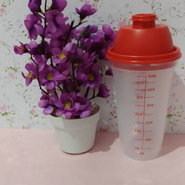 Shaker gelas takar tupperware