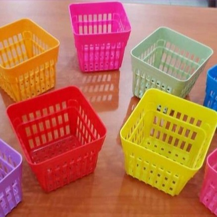 

Tempat pensil jaring warna