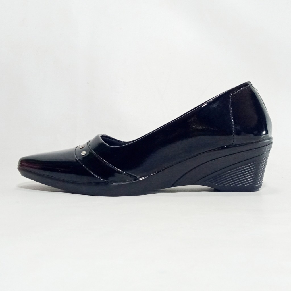 Kickers GL.17 Sepatu Pantofel Wanita Kilap Hak 5cm Size 36-41 Hitam