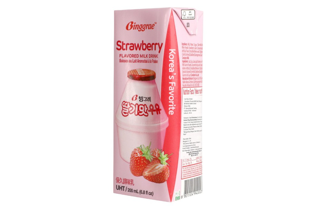 

Binggrae Strawberry Flavored Milk 200 ml / Korean Strawberry Milk