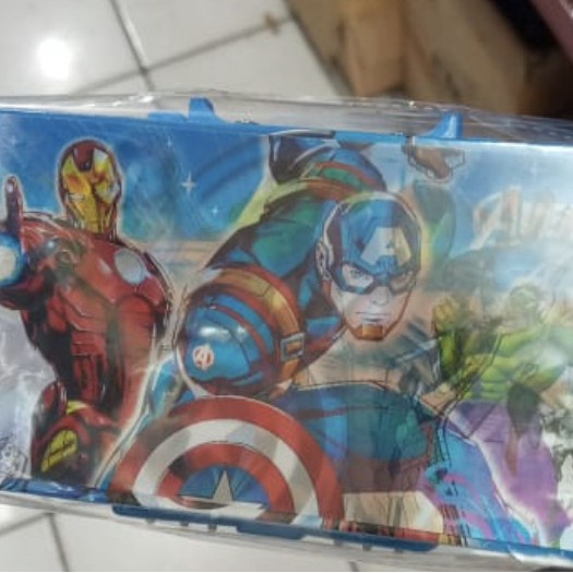 

Unik Tempat Pensil Kode 3 Dimensi Bergaransi