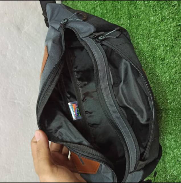 Tas Pinggang Rei Hornet Waist Bag Rei Original