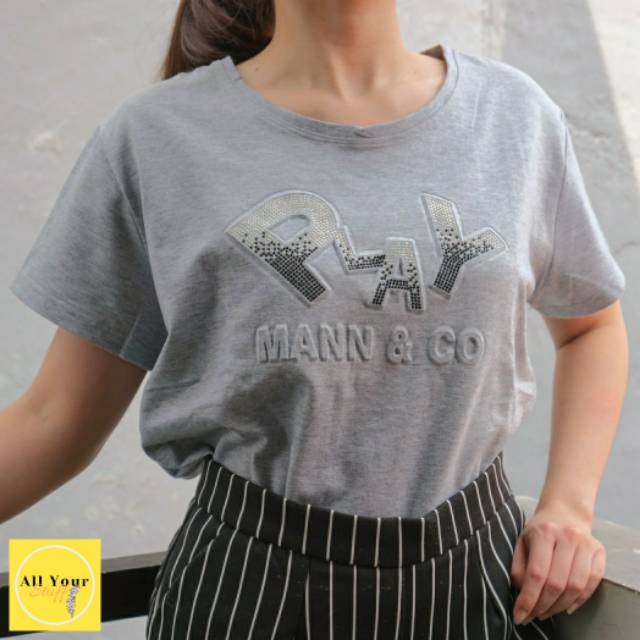 BAJU THRIFT PLAY MANN & CO KAOS WANITA